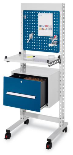 Kappes Steharbeitsplatz RasterPlan® mit Lochplatte und Hygieneausstattung