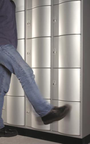 C+P Schließfachschrank Resisto, 15 Fächer