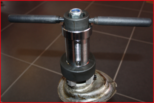 KS Tools Stoßdämpfer-Montagehilfe-Satz für Stoßdämpfer mit Zuganschlagfeder