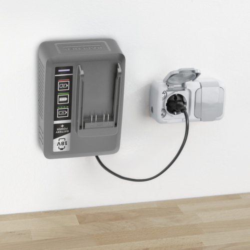 Kärcher Schnellladegeraet