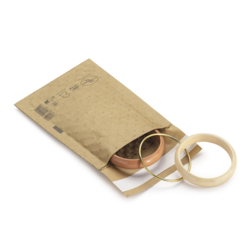 Versandtasche aus Luftpolsterpapier