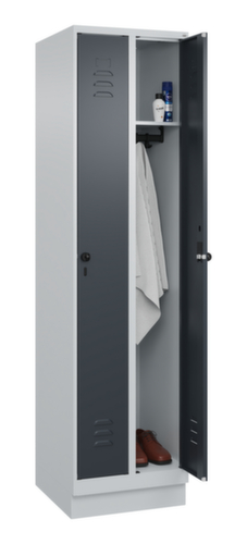 C+P Spind Classic Plus mit 2 Abteilen, Abteilbreite 250 mm