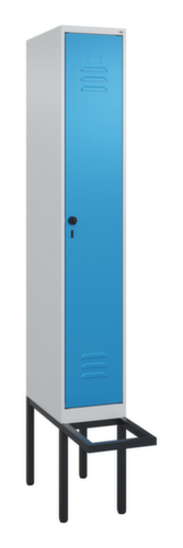 C+P Sitzbank-Spind Classic Plus für Schwarz-Weiß-Trennung, Abteilbreite 300 mm