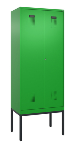 C+P Schwarz-Weiß-Spind Evolo PLUS mit Doppelabteil, Abteilbreite 400 mm