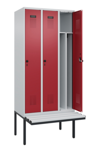 C+P Schwarz-Weiß-Spind Evolo PLUS mit Sitzbank, Abteilbreite 300 mm