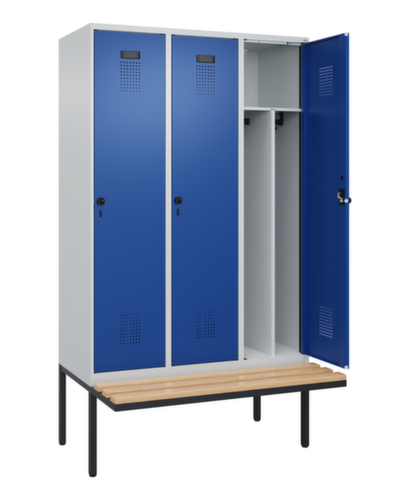 C+P Schwarz-Weiß-Spind Evolo PLUS mit Sitzbank, Abteilbreite 400 mm