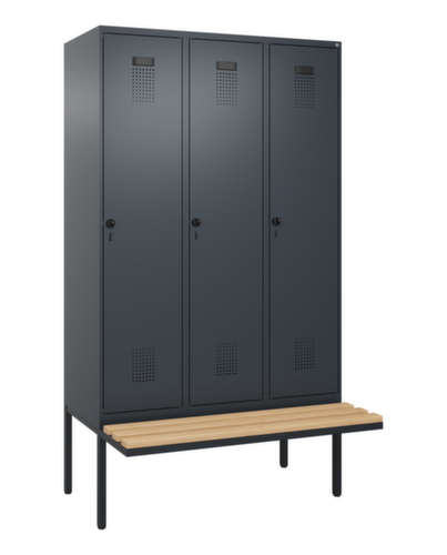 C+P Schwarz-Weiß-Spind Evolo PLUS mit Sitzbank, Abteilbreite 400 mm
