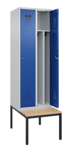 C+P Schwarz-Weiß-Spind Evolo PLUS mit Sitzbank, Abteilbreite 300 mm