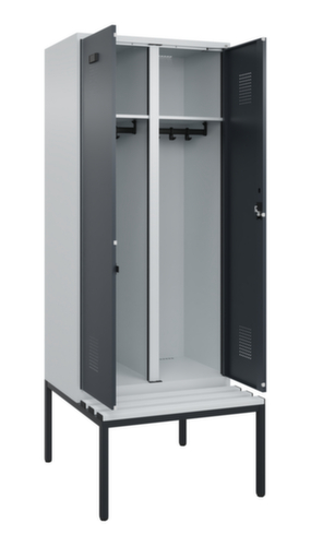 C+P Schwarz-Weiß-Spind Evolo PLUS mit Doppelabteil und Sitzbank, Abteilbreite 400 mm