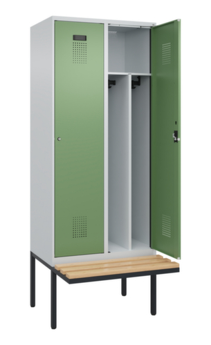 C+P Schwarz-Weiß-Spind Evolo PLUS mit Sitzbank, Abteilbreite 400 mm