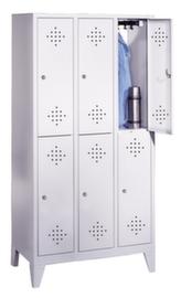 C+P Doppelstöckiger Garderobenschrank Classic lichtgrau mit 3x2 Abteilen mit Lüftungsrosetten, Abteilbreite 300 mm