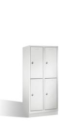 C+P Doppelstöckiger Garderobenschrank Classic mit 2x2 Abteilen Türen glatt, Abteilbreite 400 mm