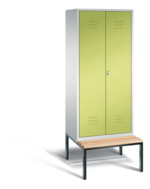 C+P Umkleideschrank Classic mit Sitzbank + 2 Abteilen gemeinsam verschließbar, Abteilbreite 400 mm