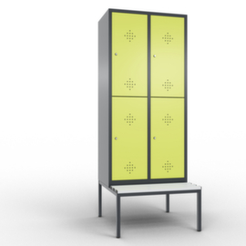 C+P Doppelstöckiger Umkleideschrank Classic mit Sitzbank + 2x2 Abteile, Abteilbreite 400 mm