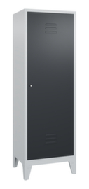 C+P Garderobenschrank Classic mit 2 gemeinsam verschließbaren Abteilen, Abteilbreite 300 mm