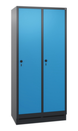 C+P Garderobenschrank Evolo mit 2 Abteilen - glatte Türen, Abteilbreite 400 mm
