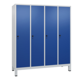 C+P Garderobenschrank Evolo mit 4 Abteilen + glatte Türen, Abteilbreite 400 mm