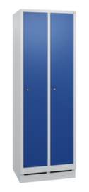 C+P Garderobenschrank Evolo mit 2 Abteilen - glatte Türen, Abteilbreite 300 mm