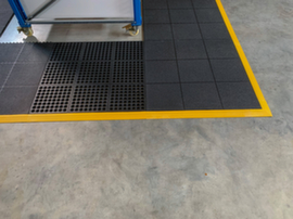 Arbeitsplatz-Bodenbelag TEC Rub Modulsystem