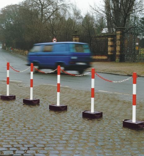 Moravia Kettenständer für den Außenbereich