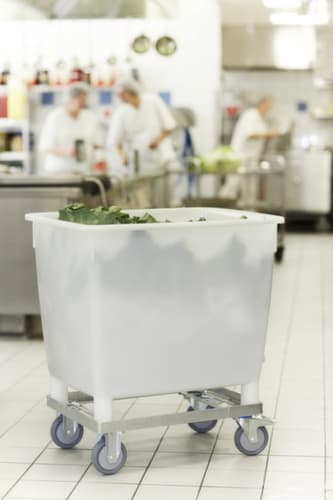 Unterfahrbarer Rechteckbehälter, Inhalt 210 l, natur, 4 Füße
