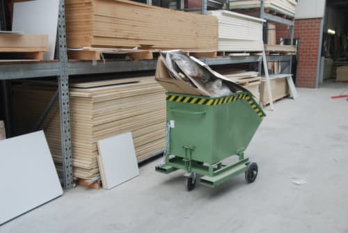 Bauer Späne-Kippwagen SKW-ET 400 mit Ablasshahn