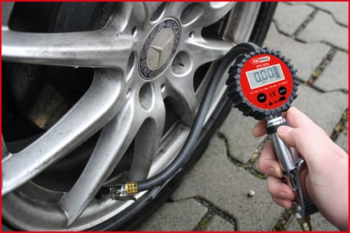 KS Tools Digitaler Druckluft-Reifenfüllmesser