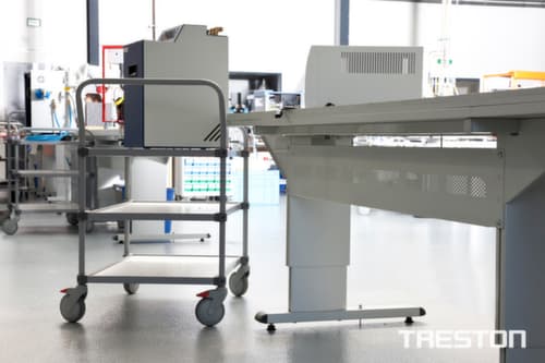 Treston Kabelwanne für Montagetisch