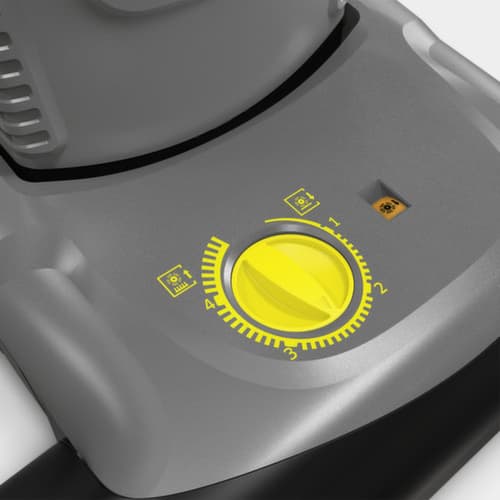 Kärcher Teppichbürstsauger CV 38/2 Adv mit Highflex-Kabel