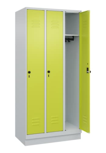 C+P Spind Classic Plus mit 3 Abteilen, Abteilbreite 300 mm