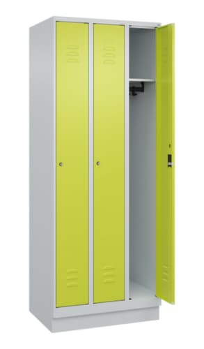 C+P Spind Classic Plus mit 3 Abteilen, Abteilbreite 250 mm