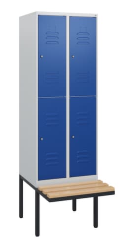 C+P Doppelstöckiger Spind Classic Plus mit Sitzbank, Abteilbreite 300 mm