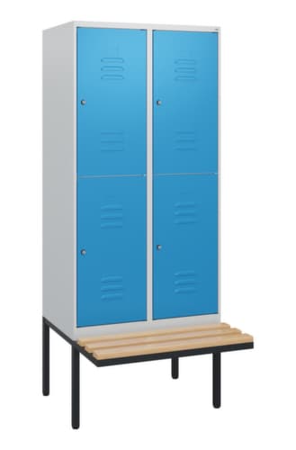 C+P Doppelstöckiger Spind Classic Plus mit Sitzbank, Abteilbreite 400 mm