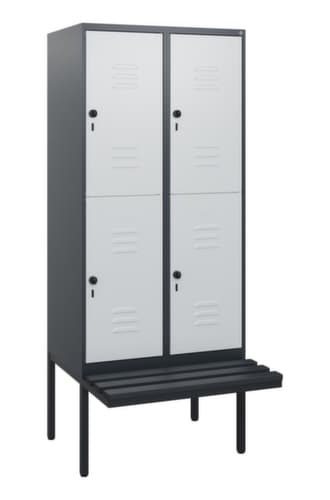 C+P Doppelstöckiger Spind Classic Plus mit Sitzbank, Abteilbreite 400 mm