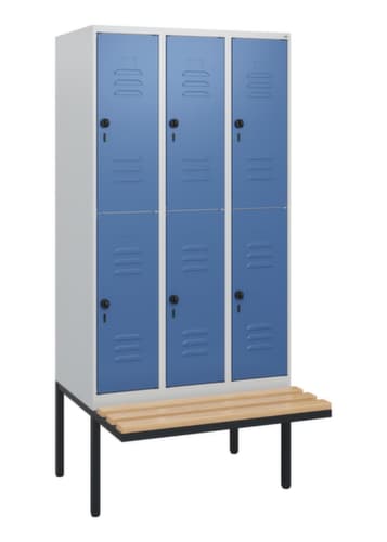 C+P Doppelstöckiger Spind Classic Plus mit Sitzbank, Abteilbreite 300 mm