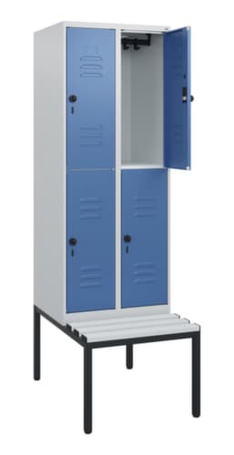 C+P Doppelstöckiger Spind Classic Plus mit Sitzbank, Abteilbreite 300 mm