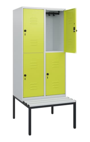 C+P Doppelstöckiger Spind Classic Plus mit Sitzbank, Abteilbreite 400 mm