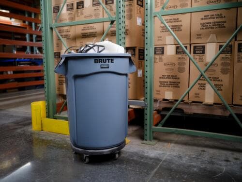 Rubbermaid Universalcontainer, 121 l, gelb