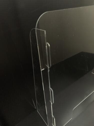 Hygieneschutzwand mit Durchreiche, Höhe x Breite 700 x 600 mm