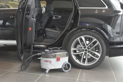 Waschsauger SE 7 mit separatem Entschäumertank, Leistung 1100 W