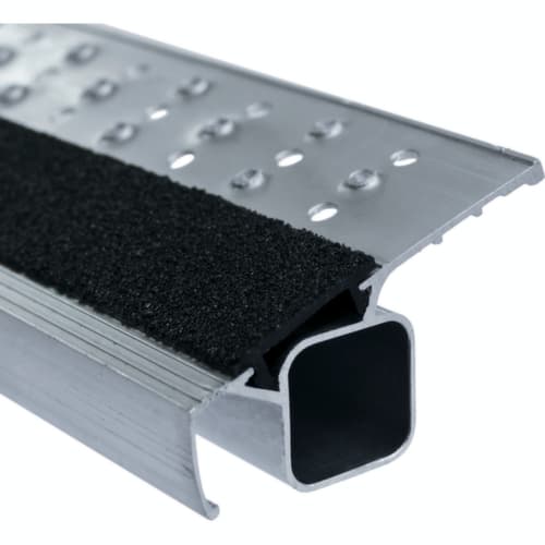 ZARGES Stehleiter R13step S mit rutschsicheren Stufen, 10 Stufen mit R13-Belag