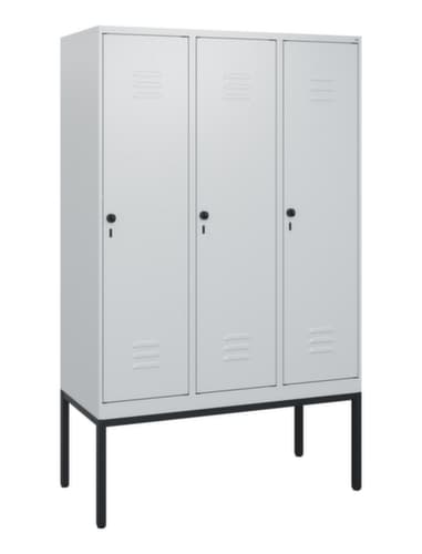 C+P Spind Classic Plus mit 3 Abteilen, Abteilbreite 400 mm