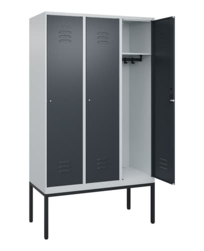C+P Spind Classic Plus mit 3 Abteilen, Abteilbreite 400 mm
